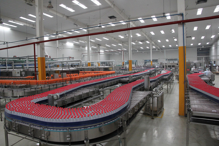 農夫山泉礦泉水生產線